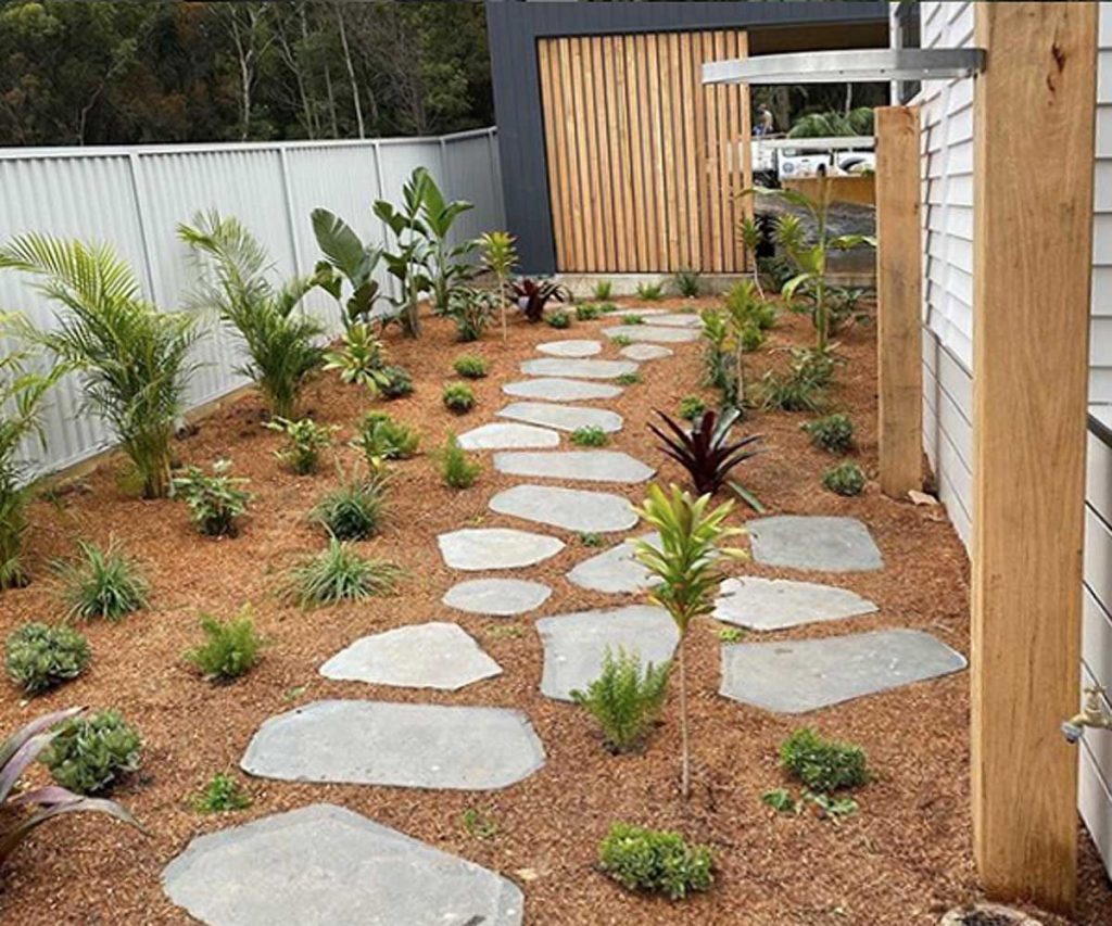 Adjustable Folding Clothesline for Posts & Fence Mounts