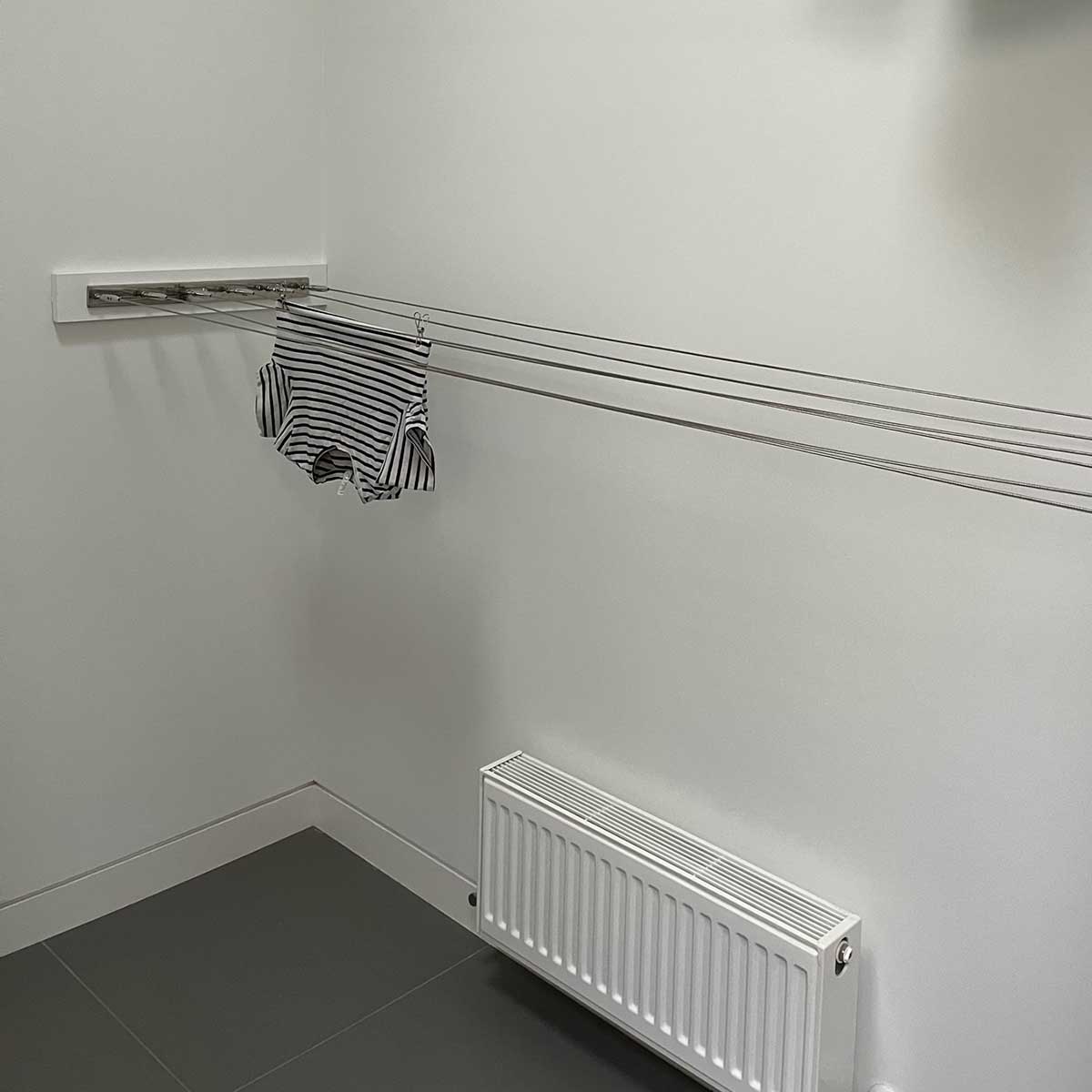 Wall-to-Wall Clothesline Indoor/Outdoor drying rack